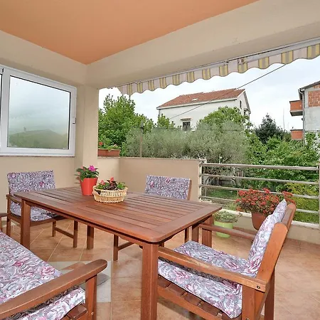 Apartman Biba Апартаменты Задар