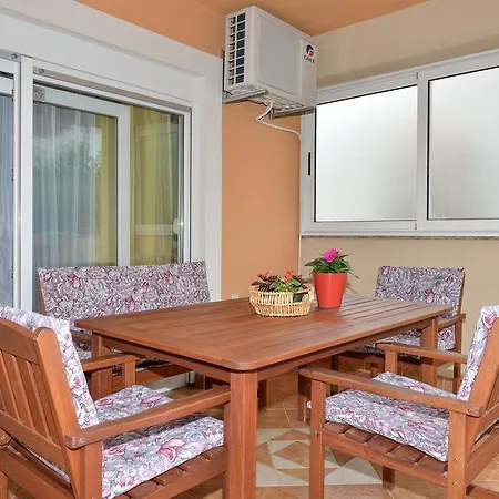 Apartman Biba Задар