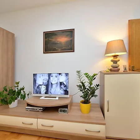 Apartman Biba Апартаменты *