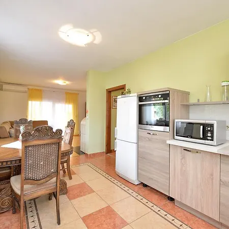 Apartman Biba * Задар